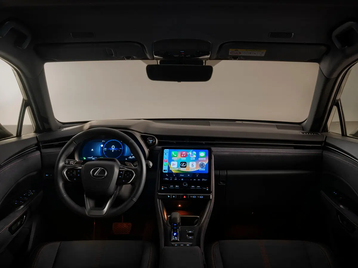 Lexus LBX 2023 – н.в. Внедорожник 5 дв. — сүрөт 6