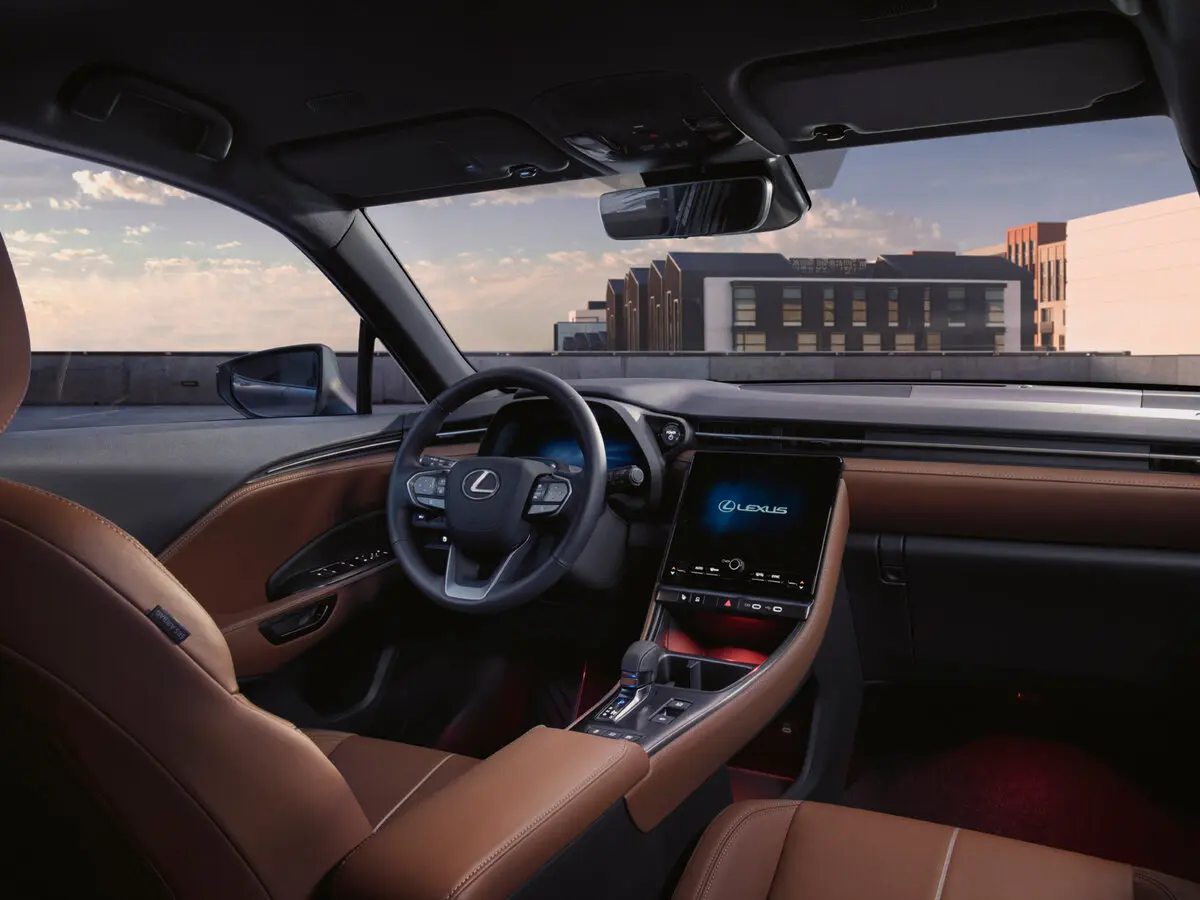 Lexus LBX 2023 – н.в. Внедорожник 5 дв. — сүрөт 7