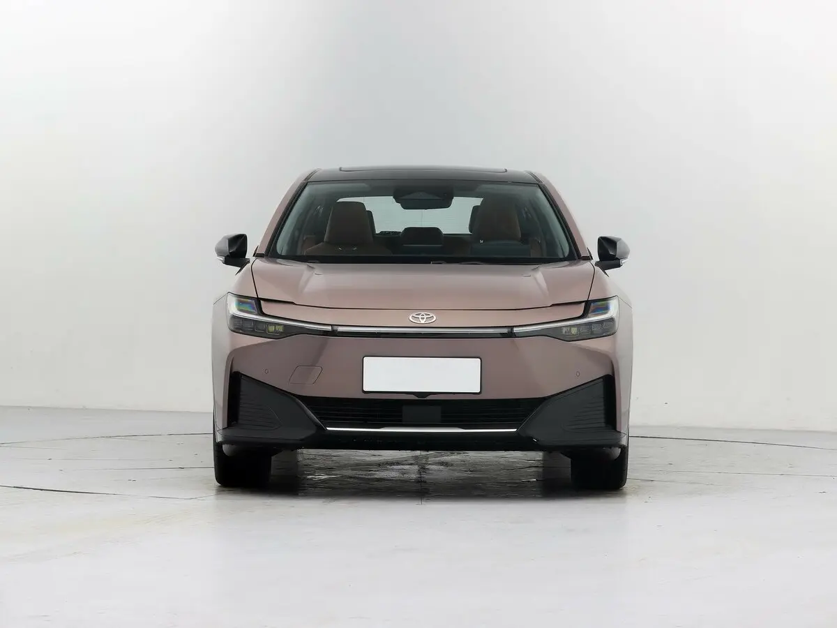 Toyota bZ3 2023 – н.в. Седан — сүрөт 3
