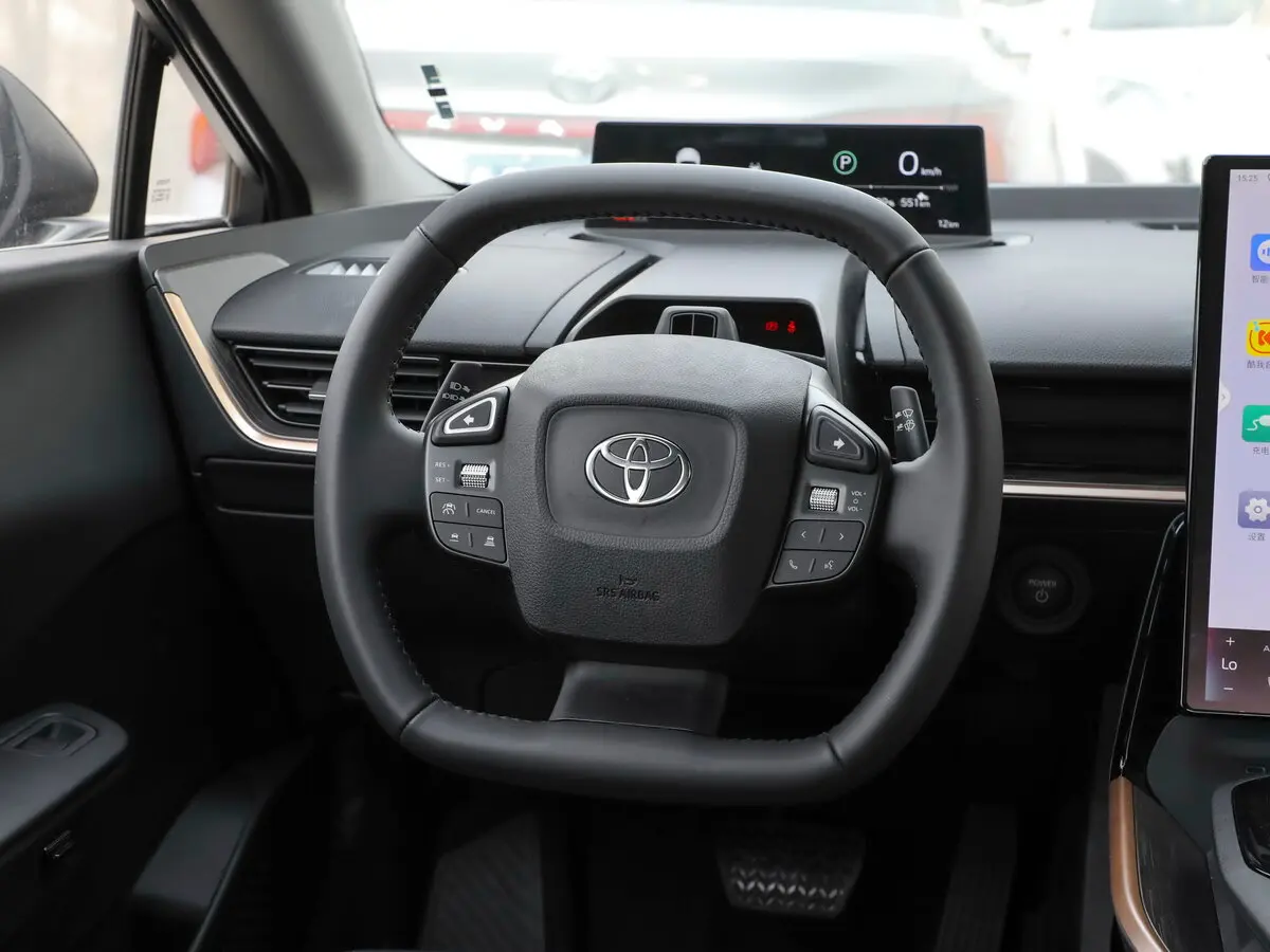 Toyota bZ3 2023 – н.в. Седан — сүрөт 10