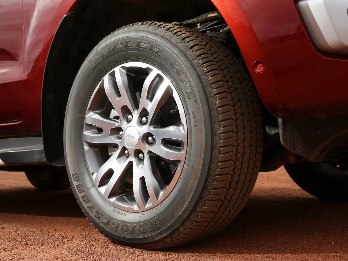 Ford Everest II Внедорожник 5 дв. — сүрөт 13