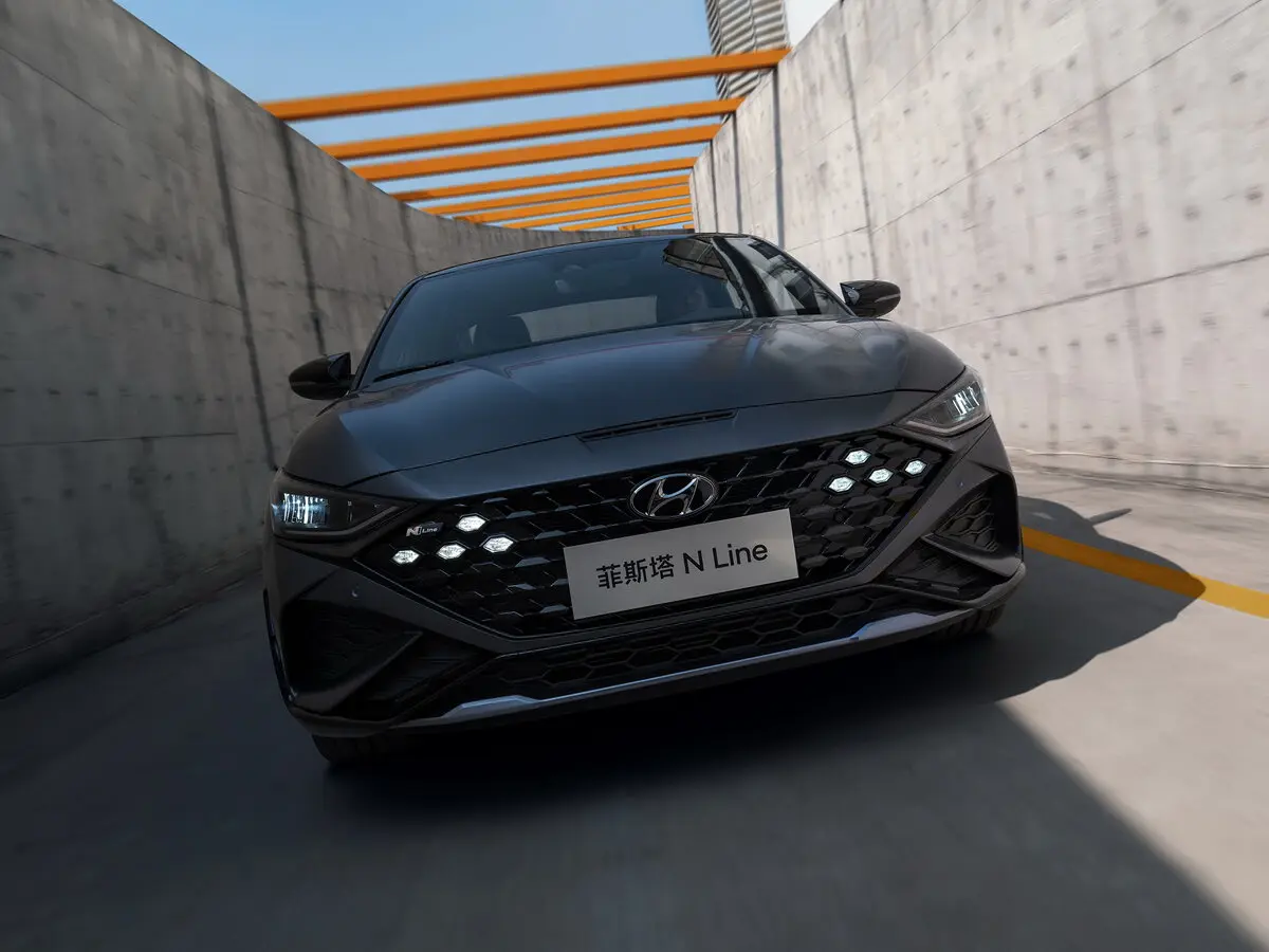 Hyundai Lafesta I Рестайлинг Седан — фото 3