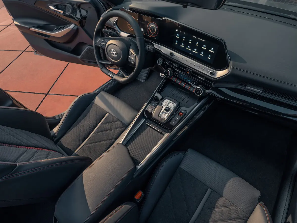 Hyundai Lafesta I Рестайлинг Седан — фото 6