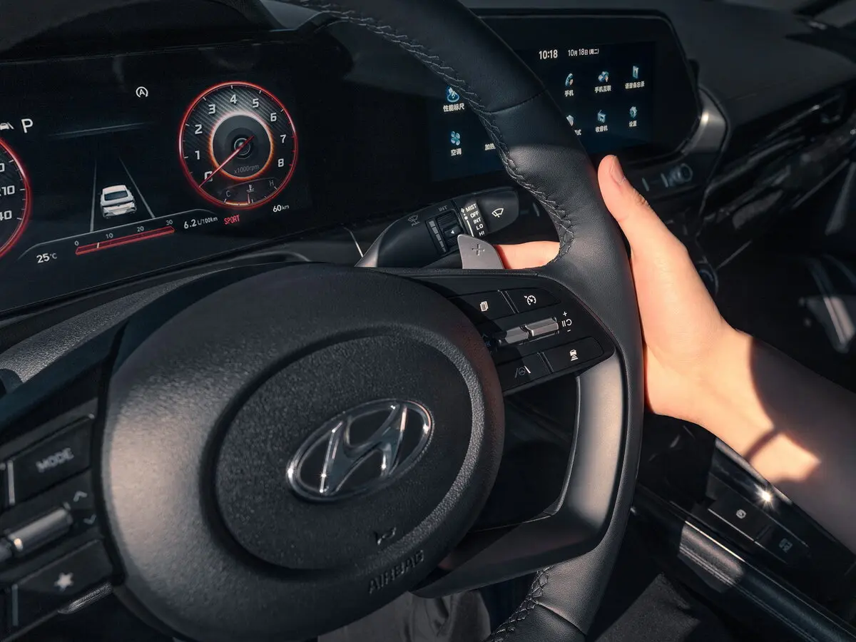 Hyundai Lafesta I Рестайлинг Седан — фото 7