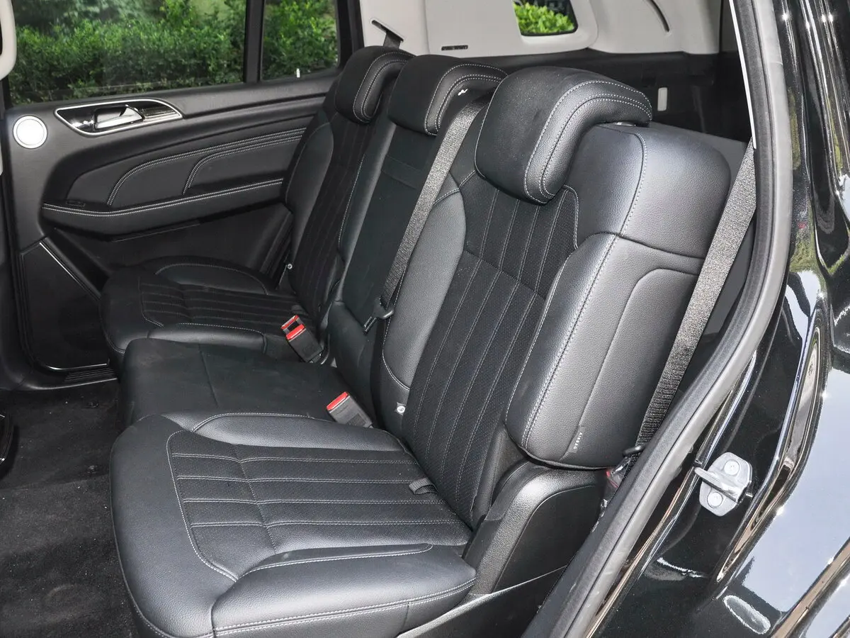 BAIC BJ90 2016 – 2023 Внедорожник 5 дв. — сүрөт 9