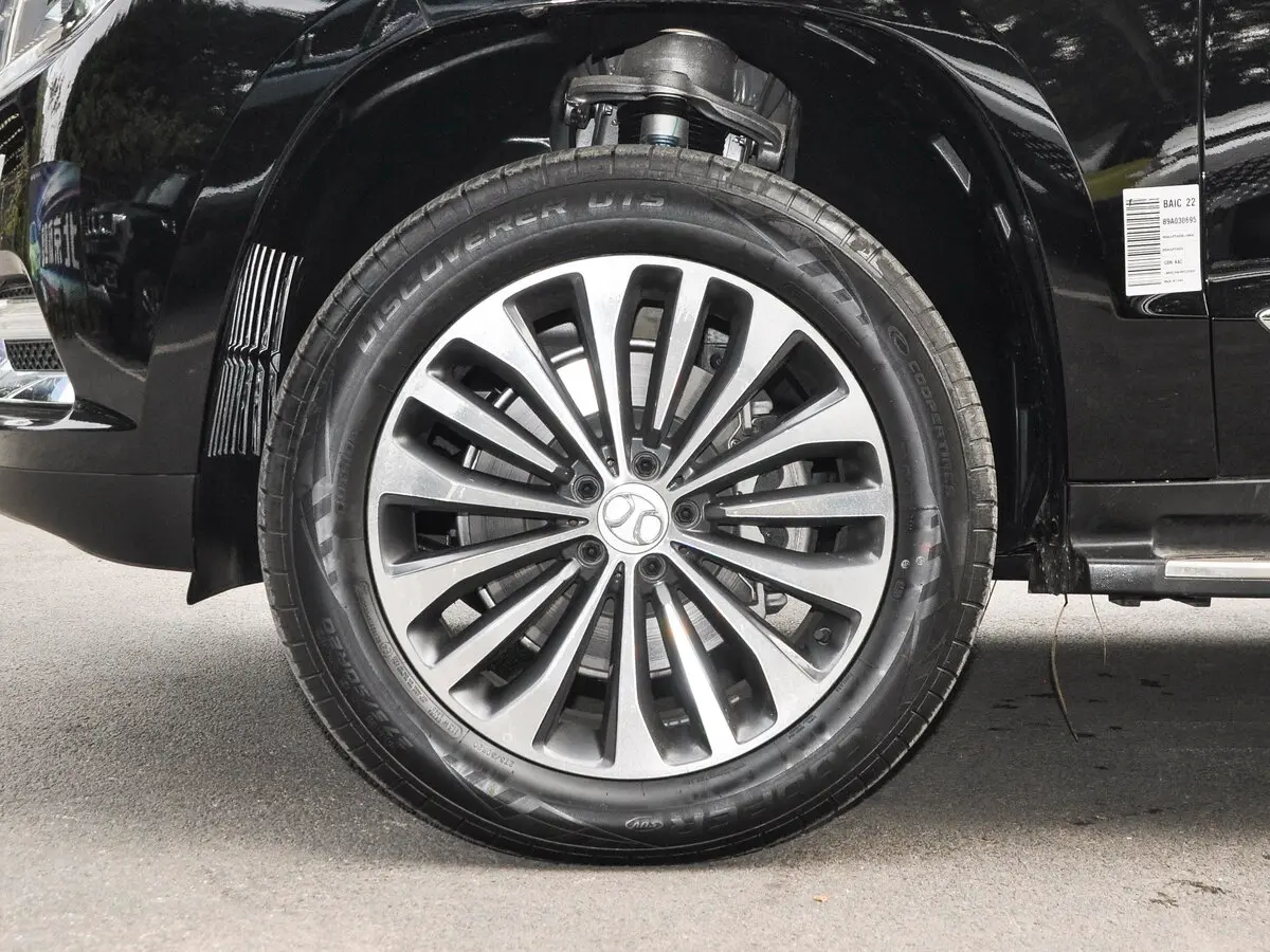 BAIC BJ90 2016 – 2023 Внедорожник 5 дв. — сүрөт 16