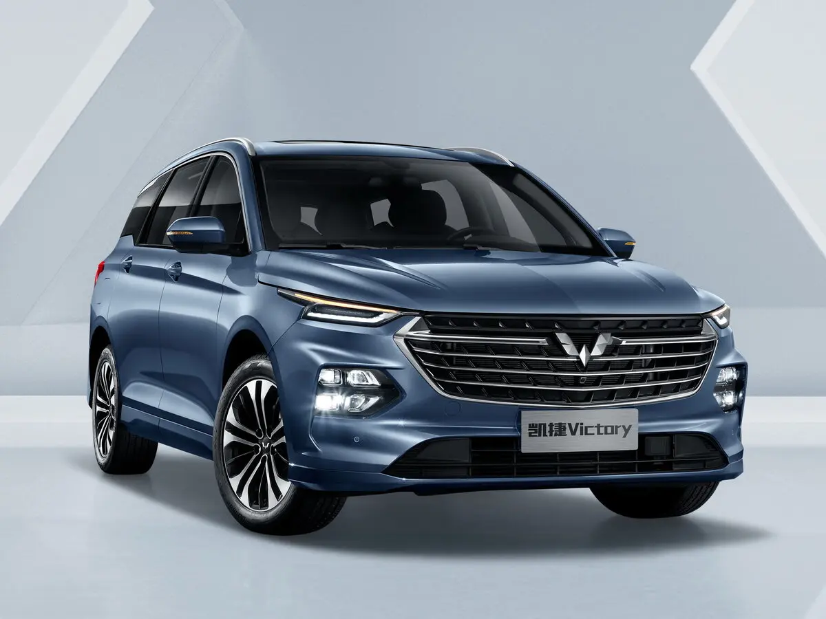 Wuling Victory 2020 – н.в. Минивэн — фото 3