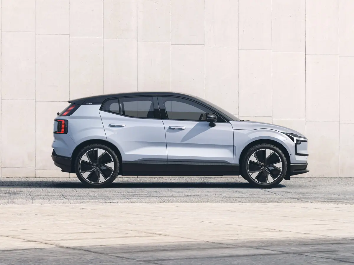Volvo EX30 2023 – н.в. Внедорожник 5 дв. — сүрөт 2