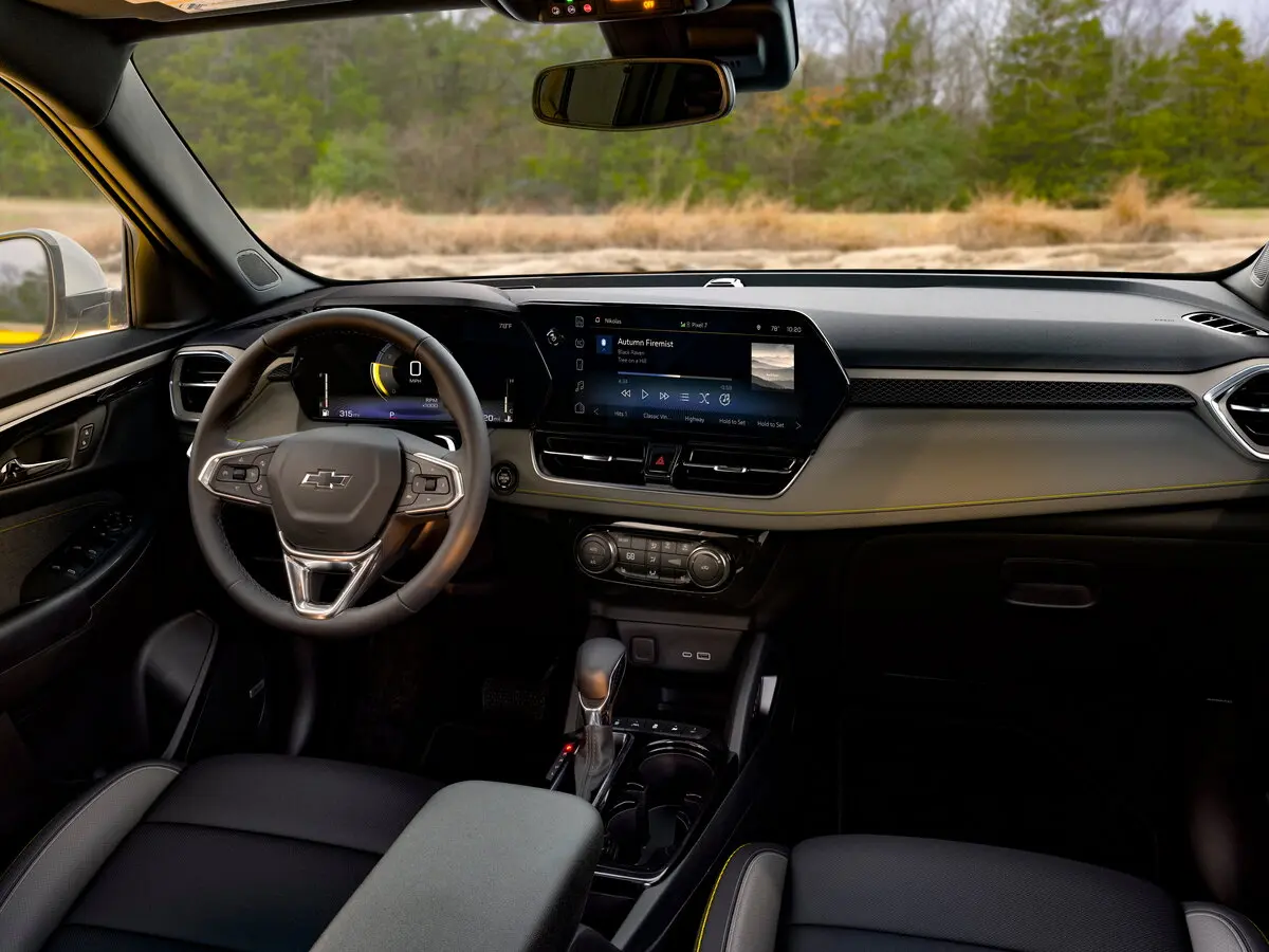 Chevrolet TrailBlazer III Рестайлинг Внедорожник 5 дв. — 照片 6