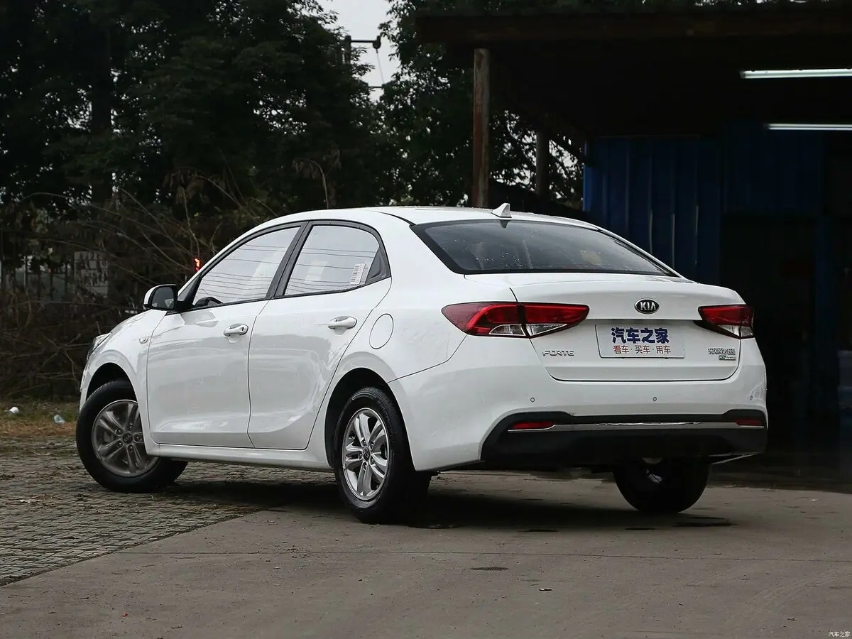 Kia Forte (China Market) I Седан — сүрөт 5