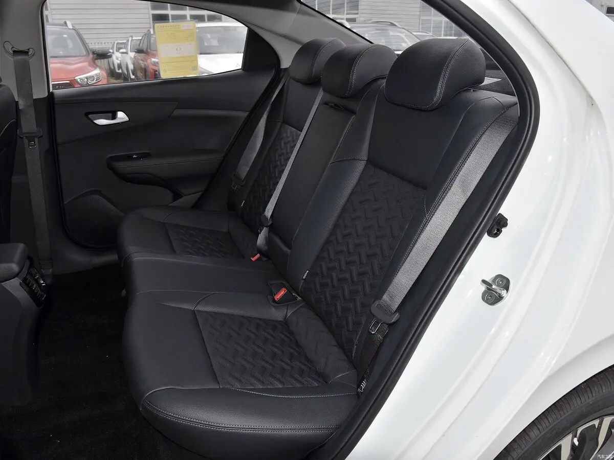 Kia Forte (China Market) I Седан — сүрөт 9