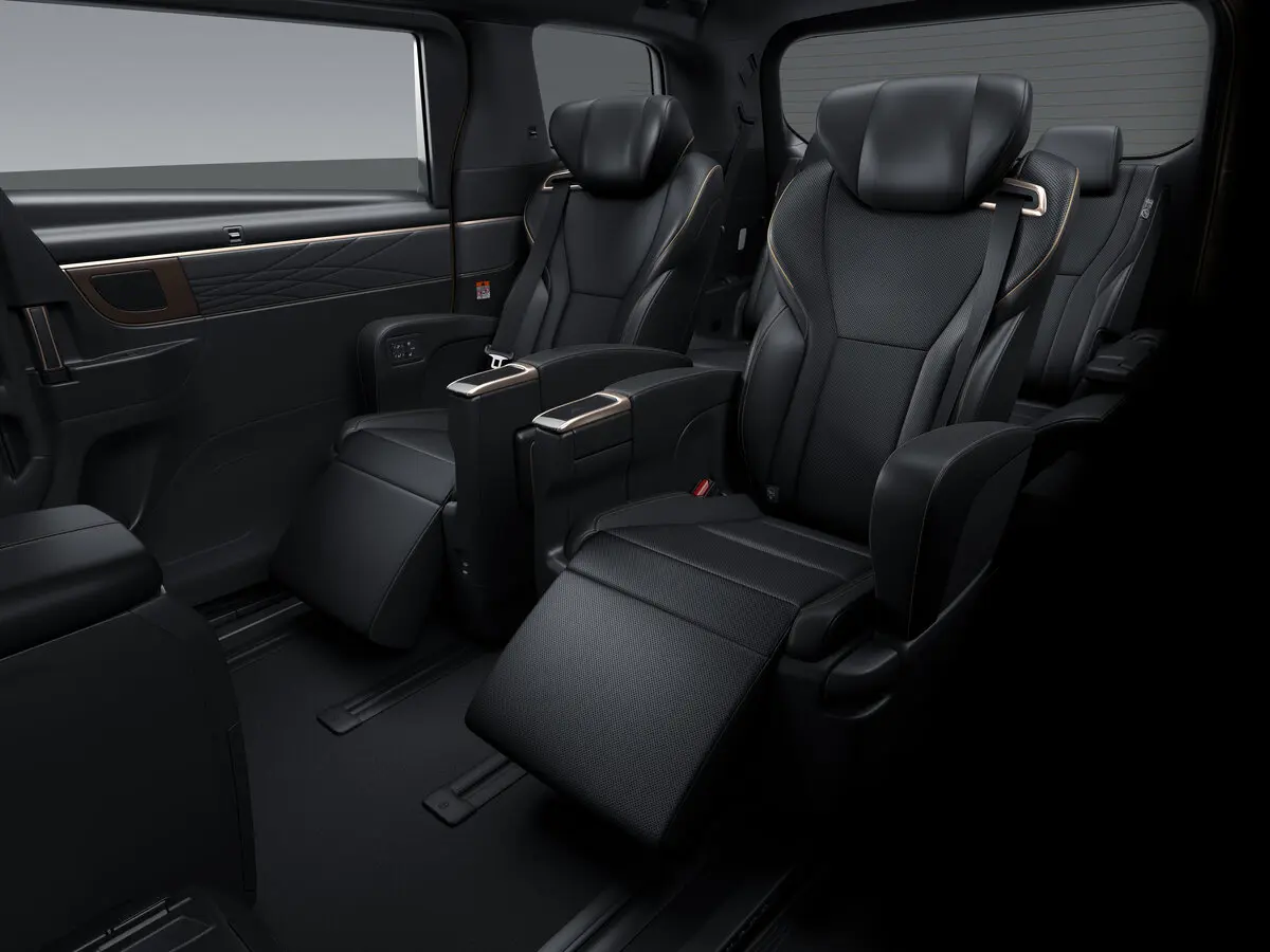 Toyota Alphard IV Минивэн — фото 4
