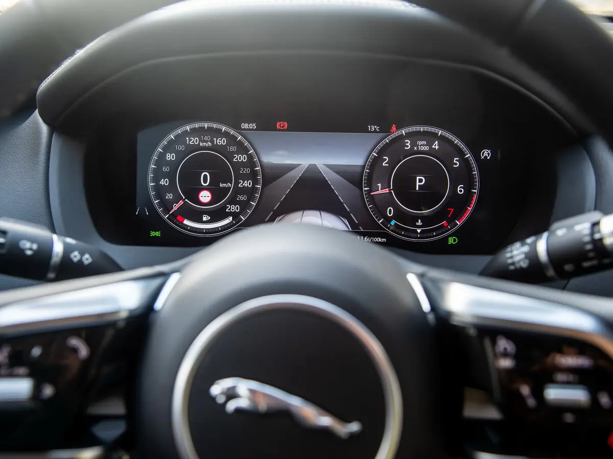 Jaguar XE I Рестайлинг Седан L — сүрөт 8