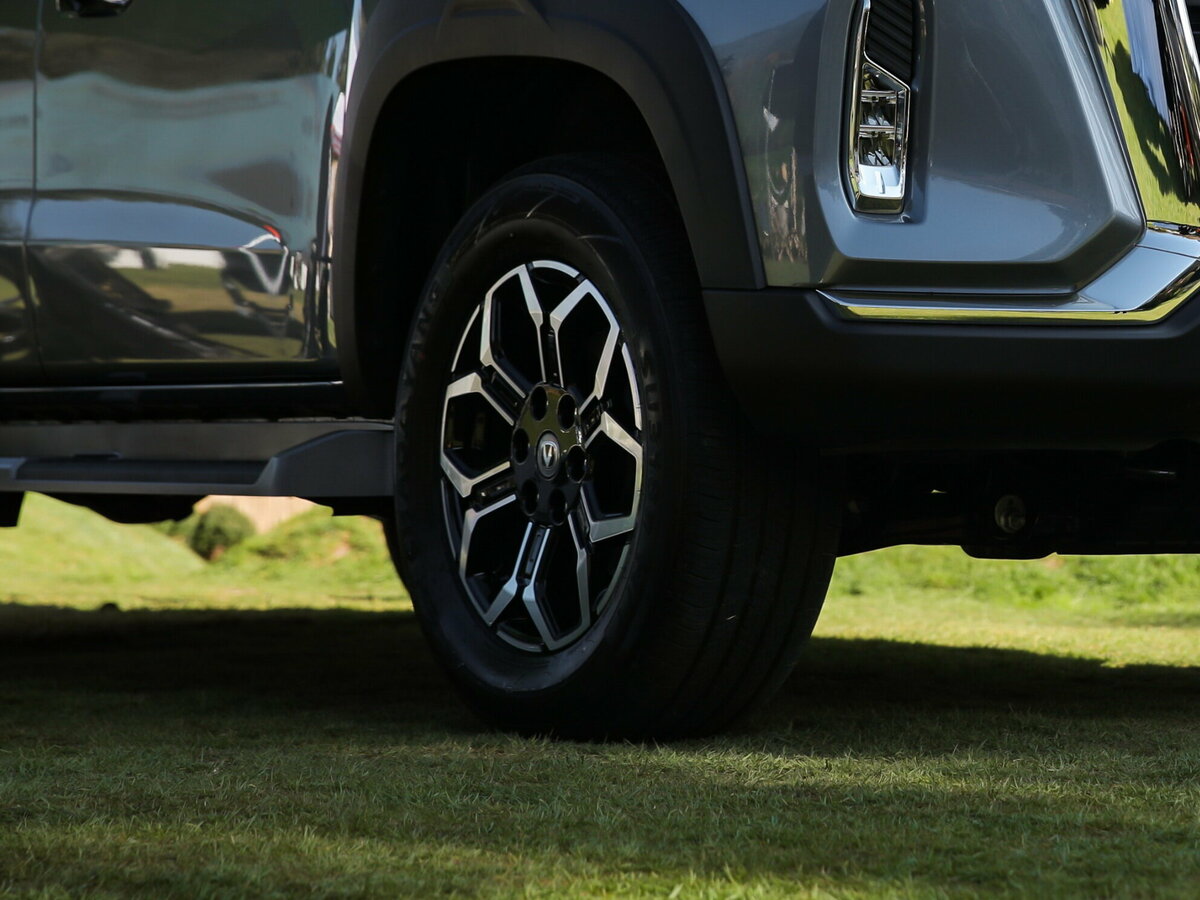 Changan Hunter Plus 2023 – н.в. Пикап Двойная кабина
