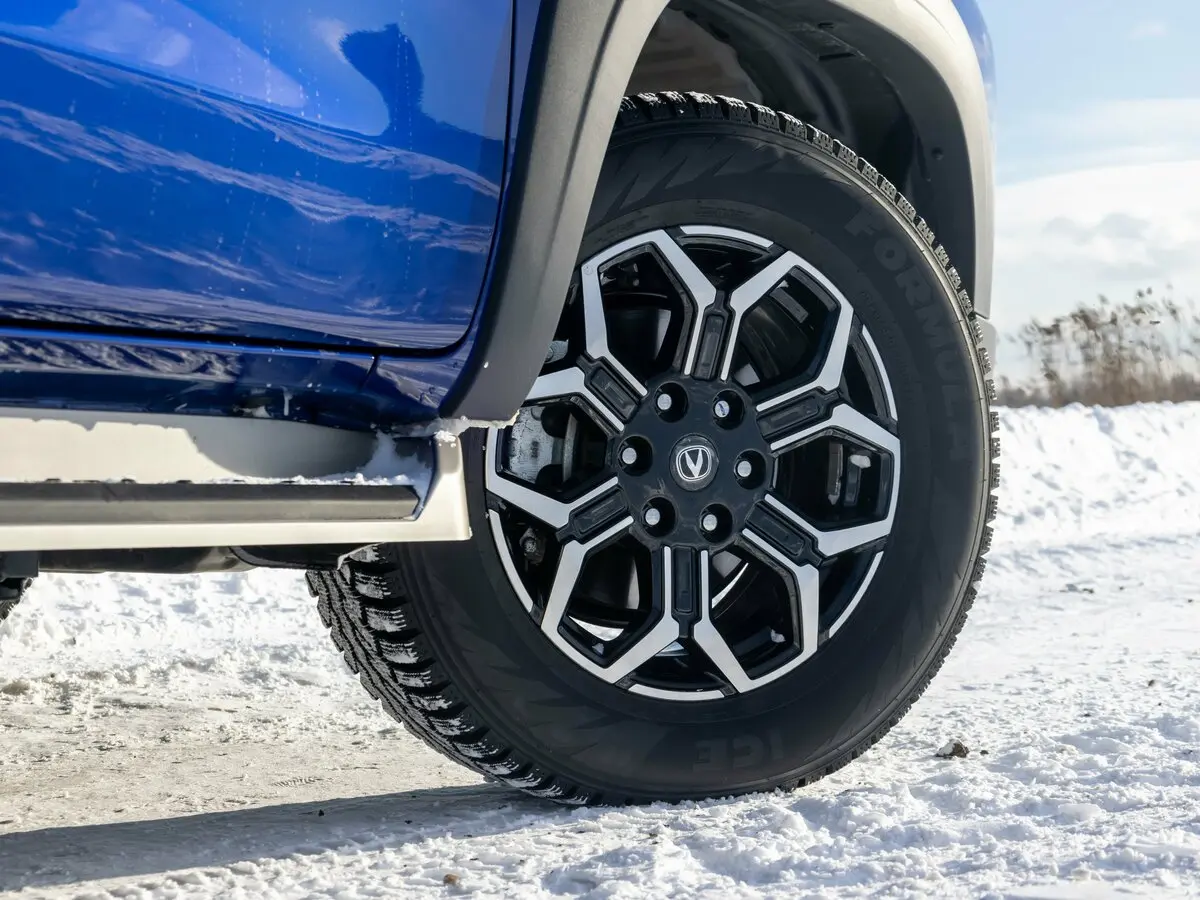Changan Hunter Plus 2023 – н.в. Пикап Двойная кабина — 照片 32