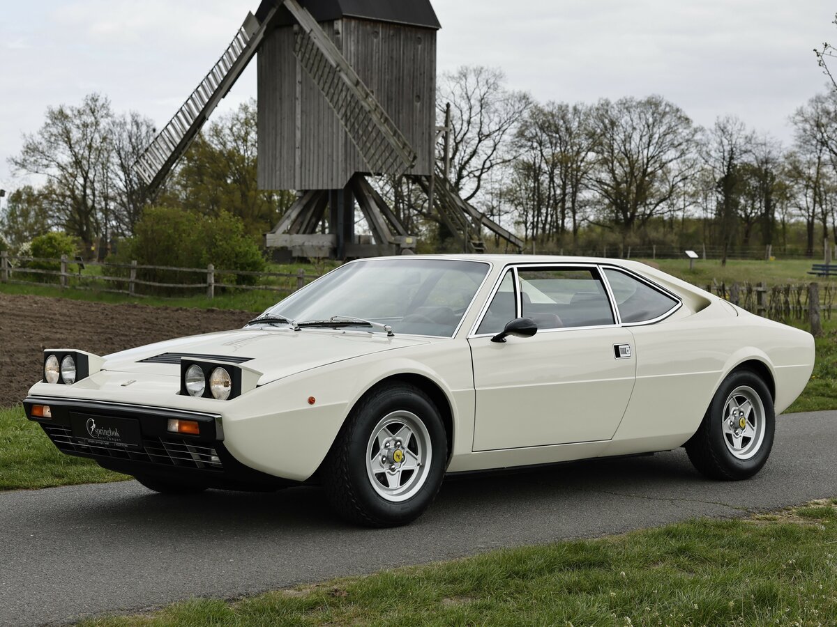 Ferrari Dino 208/308 GT4 1973 – 1978