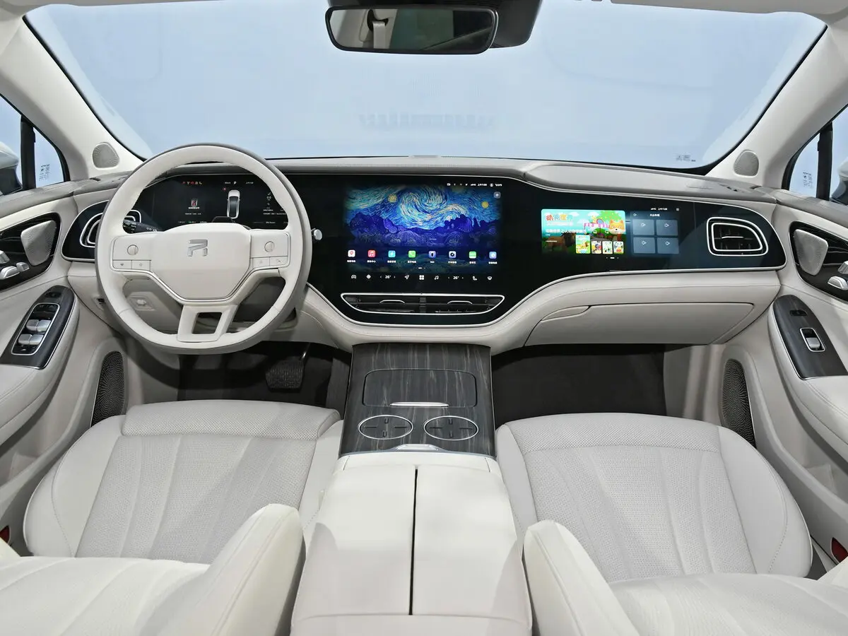 Rising Auto F7 2023 – н.в. Лифтбек — photo 6