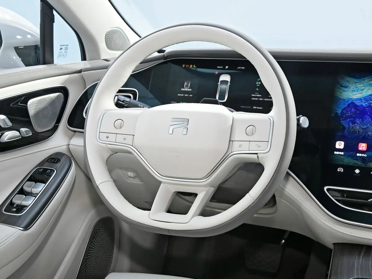 Rising Auto F7 2023 – н.в. Лифтбек — photo 10