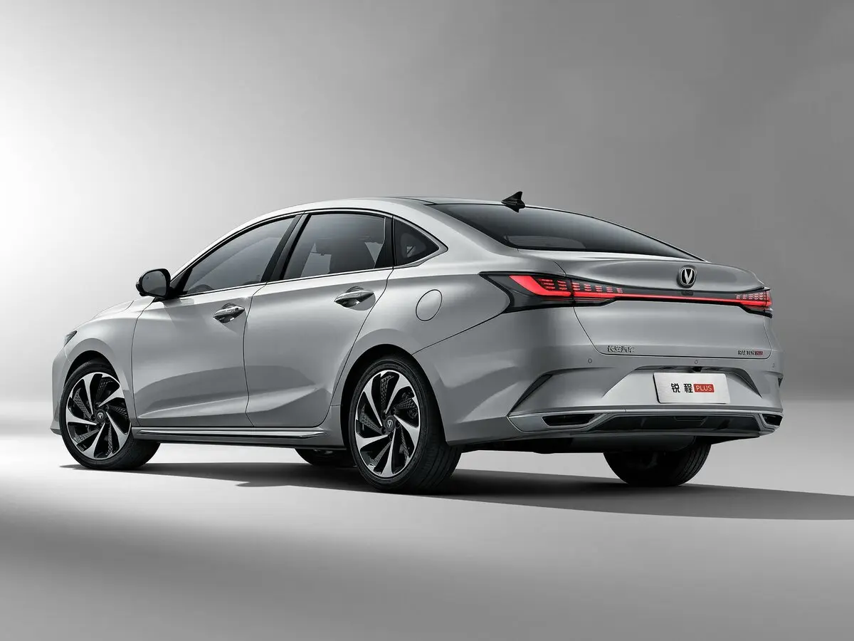 Changan Raeton Plus 2022 – н.в. Седан — photo 3
