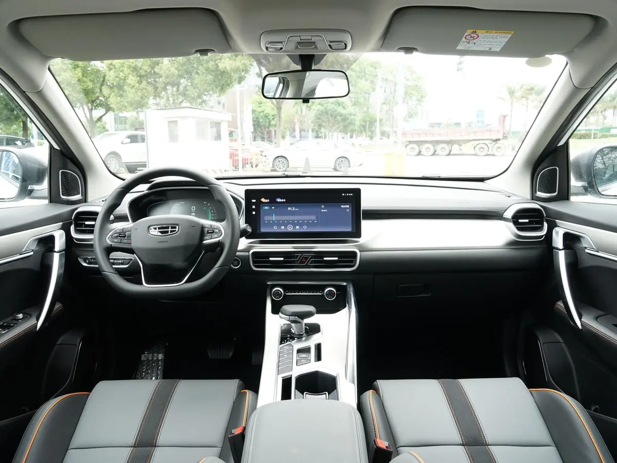 Geely Binyue I Рестайлинг 2 Внедорожник 5 дв. — сүрөт 4