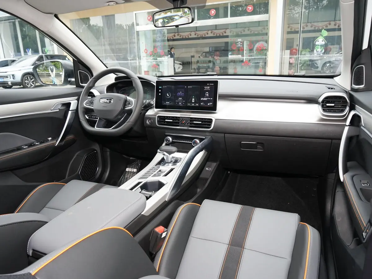 Geely Binyue I Рестайлинг 2 Внедорожник 5 дв. — сүрөт 5