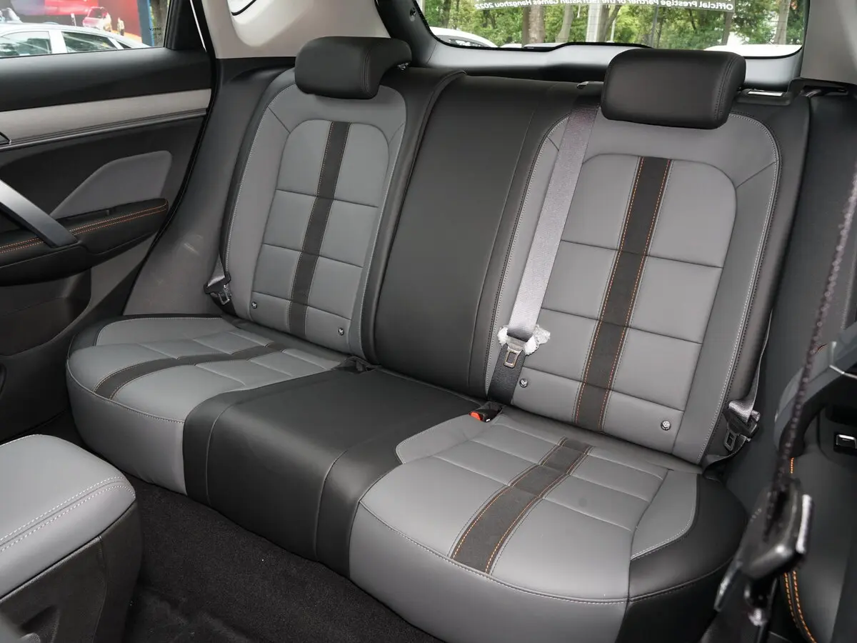 Geely Binyue I Рестайлинг 2 Внедорожник 5 дв. — сүрөт 10