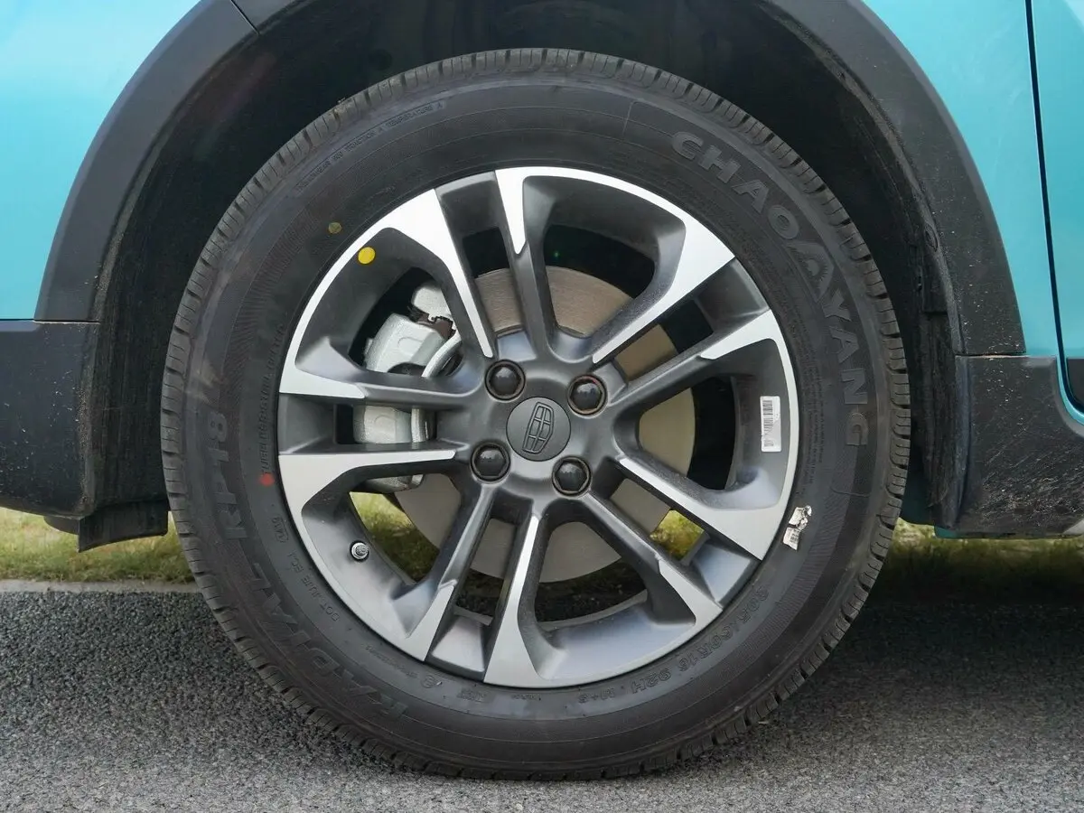 Geely Vision X3 I Рестайлинг Внедорожник 5 дв. — 照片 15