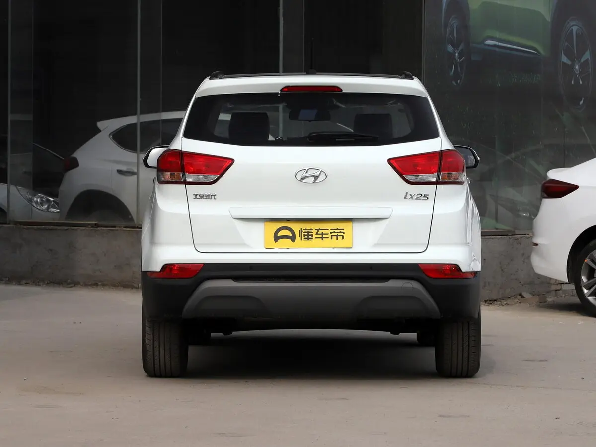 Hyundai ix25 I Рестайлинг Внедорожник 5 дв. — 照片 4