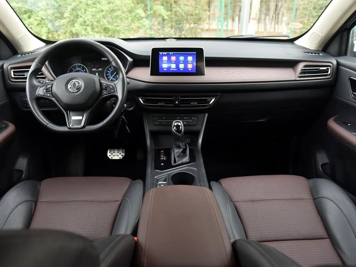 Dongfeng Fengon 560 I Внедорожник 5 дв. — сүрөт 6