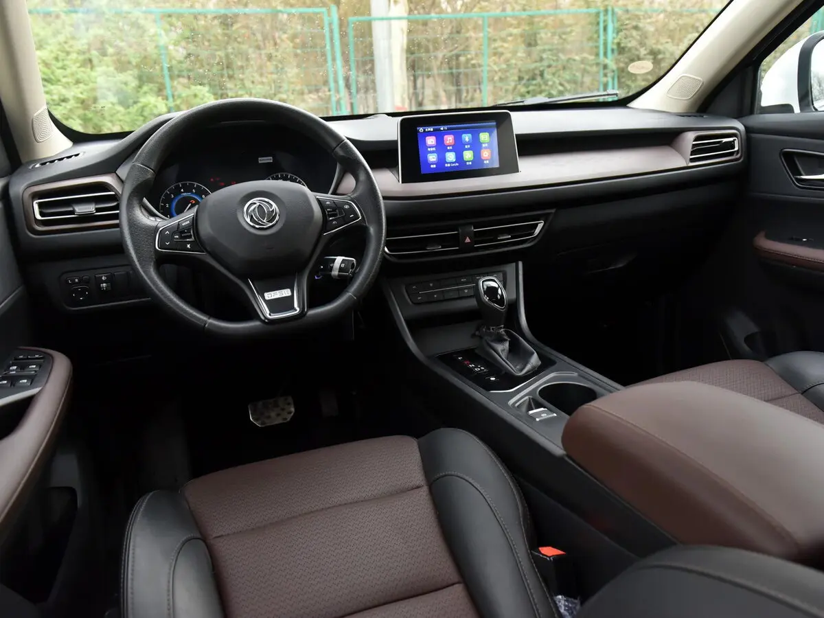 Dongfeng Fengon 560 I Внедорожник 5 дв. — сүрөт 8