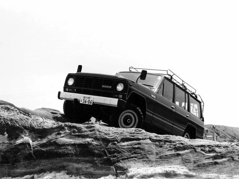 Nissan Safari III (160) Внедорожник 5 дв. — сүрөт 3