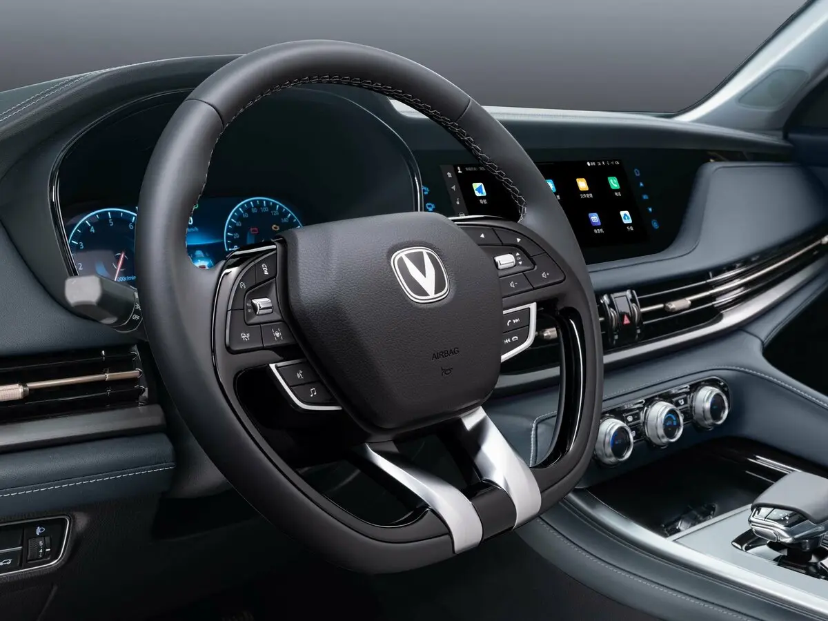 Changan CS95 Plus 2023 – 2025 Внедорожник 5 дв. — photo 9