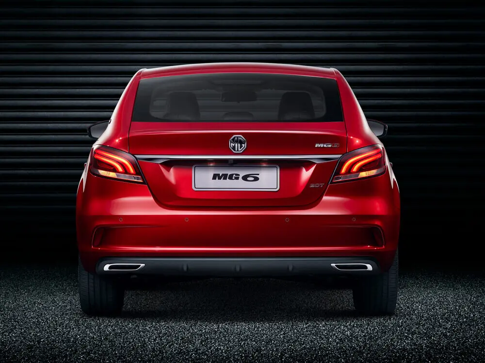 MG 6 II Лифтбек — 照片 3