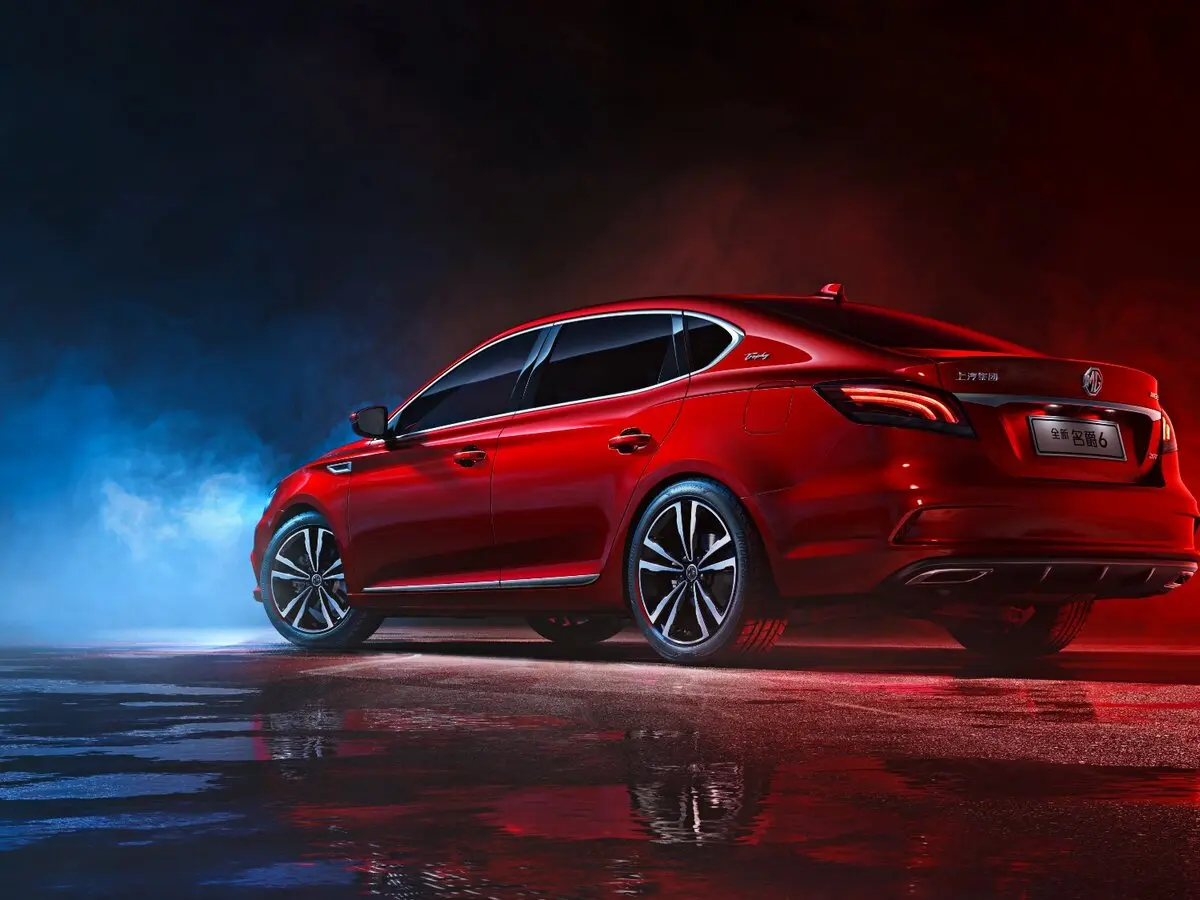 MG 6 II Лифтбек — 照片 4