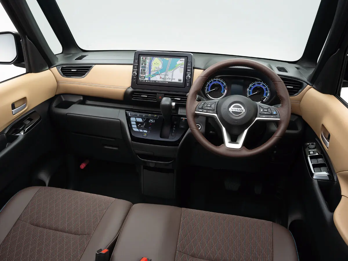 Nissan Roox II Микровэн — сүрөт 3