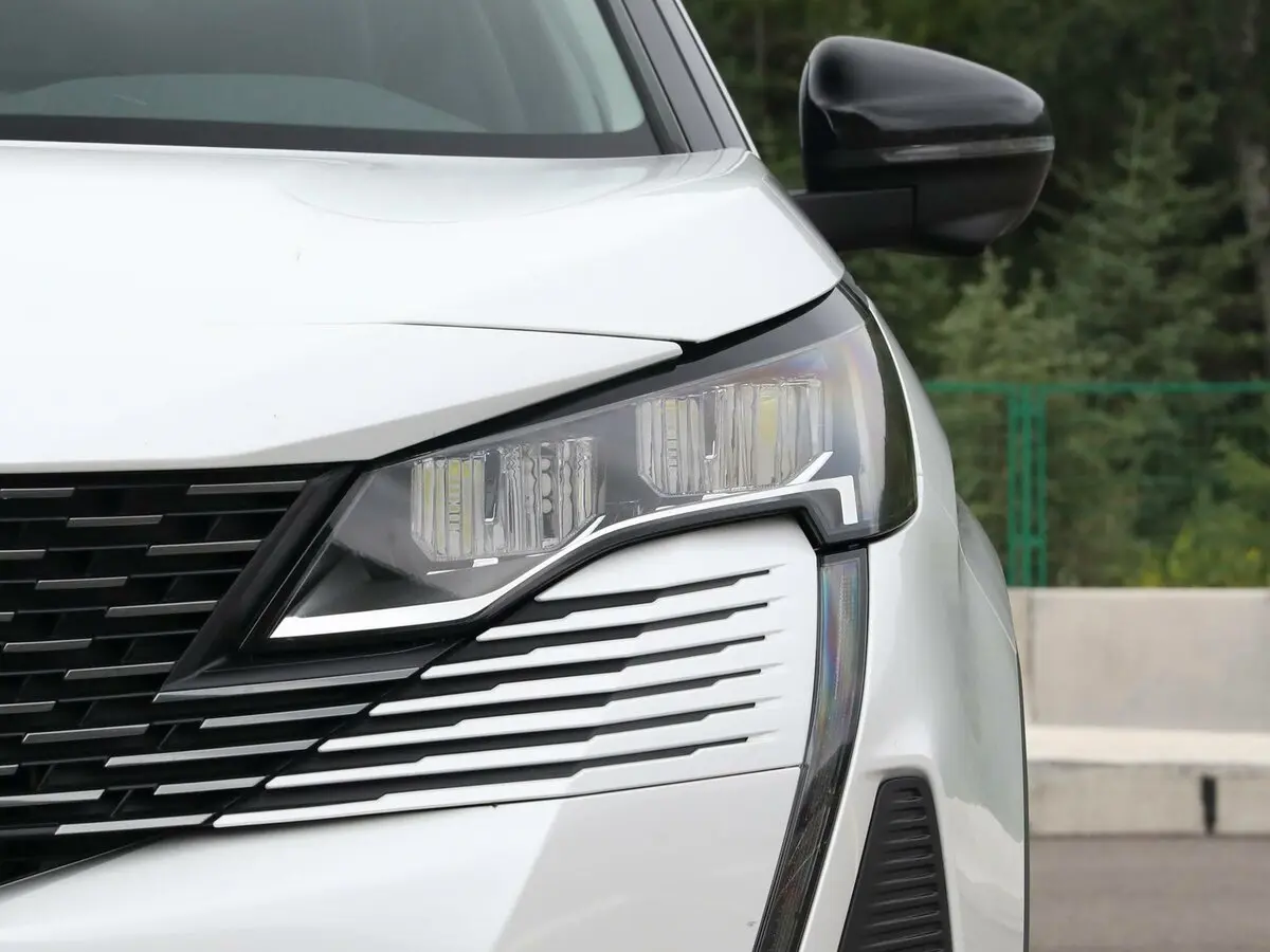 Peugeot 4008 II Рестайлинг Внедорожник 5 дв. — сүрөт 13