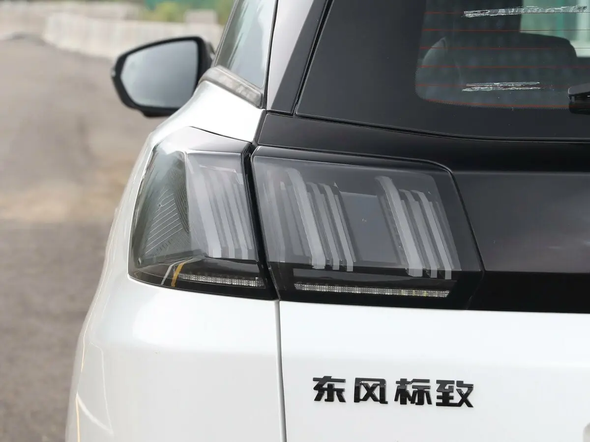 Peugeot 4008 II Рестайлинг Внедорожник 5 дв. — сүрөт 14