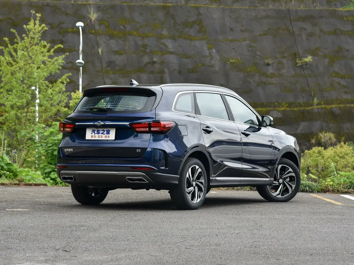 BAIC Ruixiang X5 2021 – н.в. Внедорожник 5 дв. — photo 5