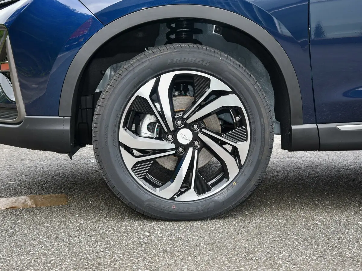 BAIC Ruixiang X5 2021 – н.в. Внедорожник 5 дв. — photo 17