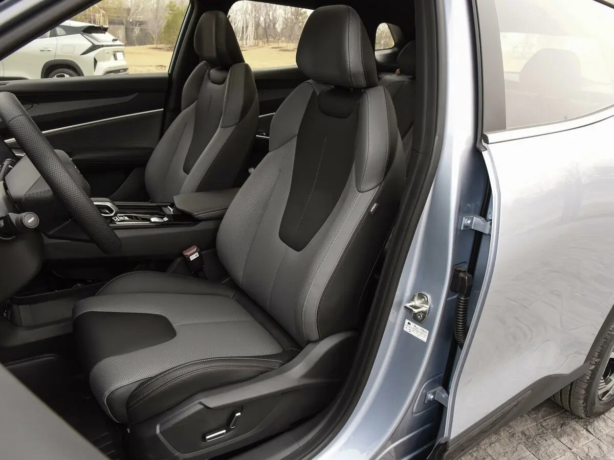 Geely Boyue Cool 2023 – 2025 Внедорожник 5 дв. — сүрөт 8
