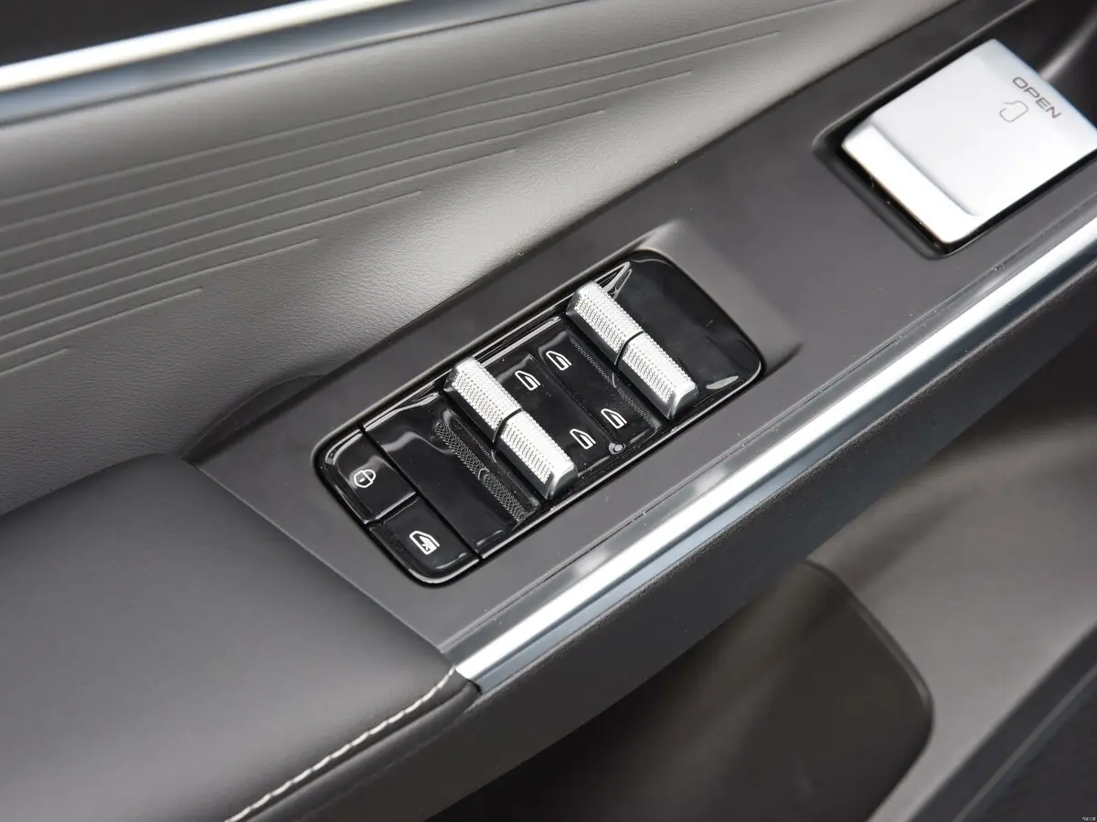 Geely Boyue Cool 2023 – 2025 Внедорожник 5 дв. — сүрөт 13