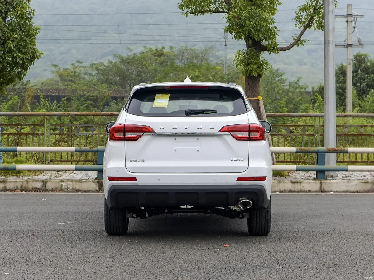 Haval M6 I Рестайлинг Внедорожник 5 дв. — сүрөт 4