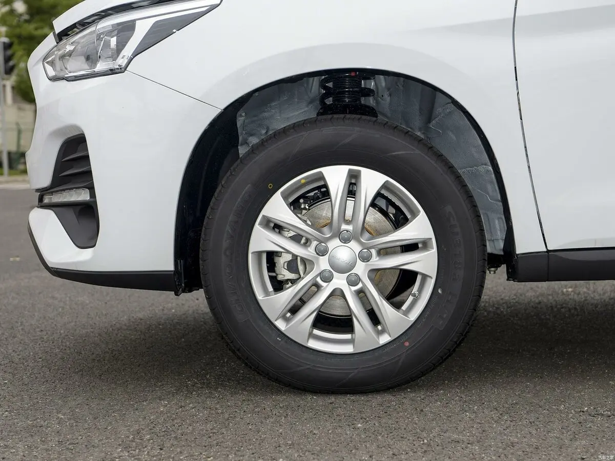 Haval M6 I Рестайлинг Внедорожник 5 дв. — сүрөт 17