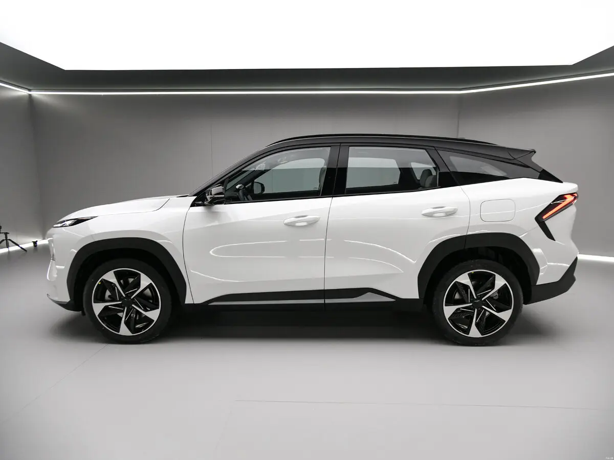 Geely Galaxy L7 2023 – н.в. Внедорожник 5 дв. — сүрөт 2