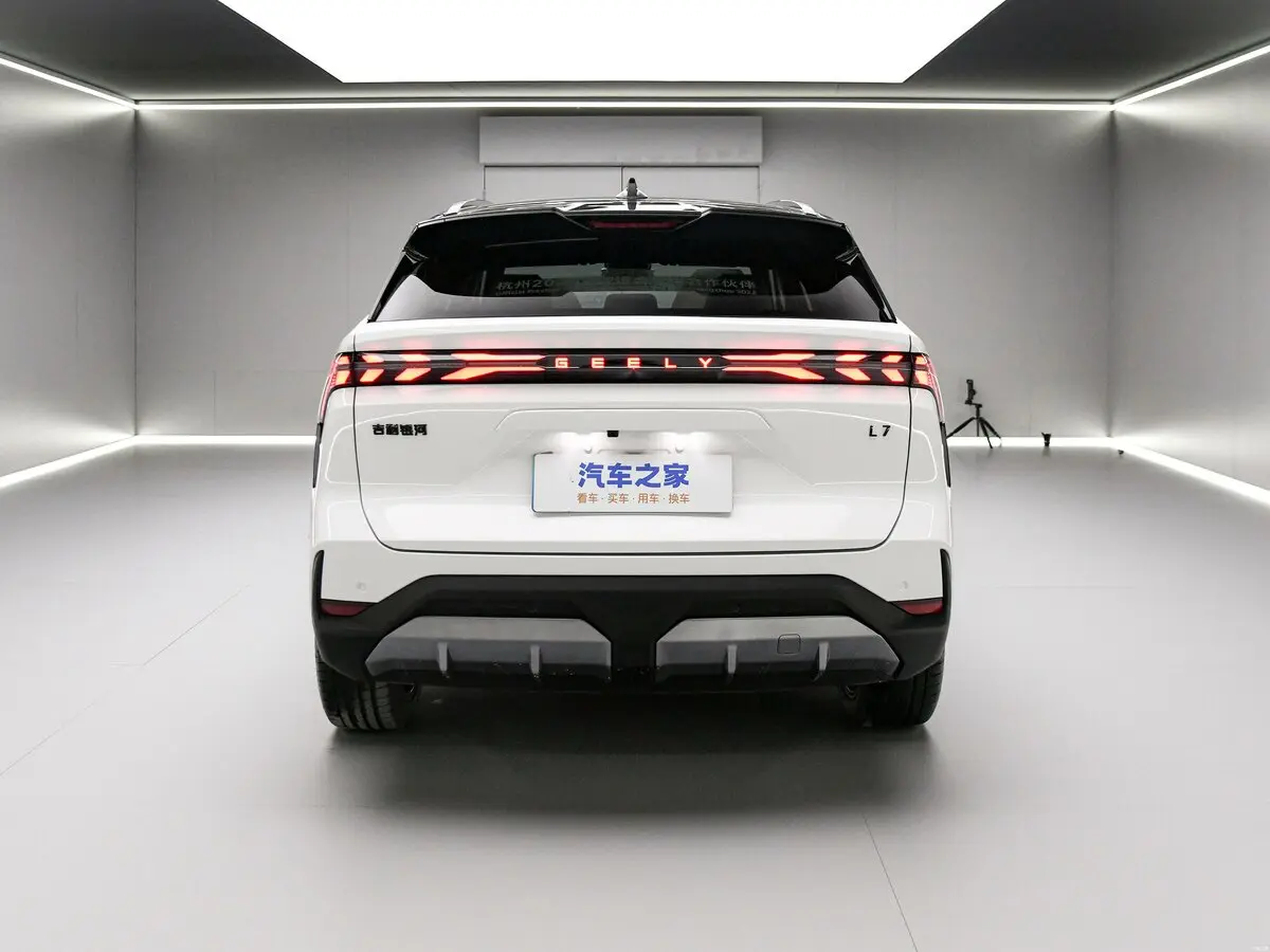 Geely Galaxy L7 2023 – н.в. Внедорожник 5 дв. — сүрөт 4