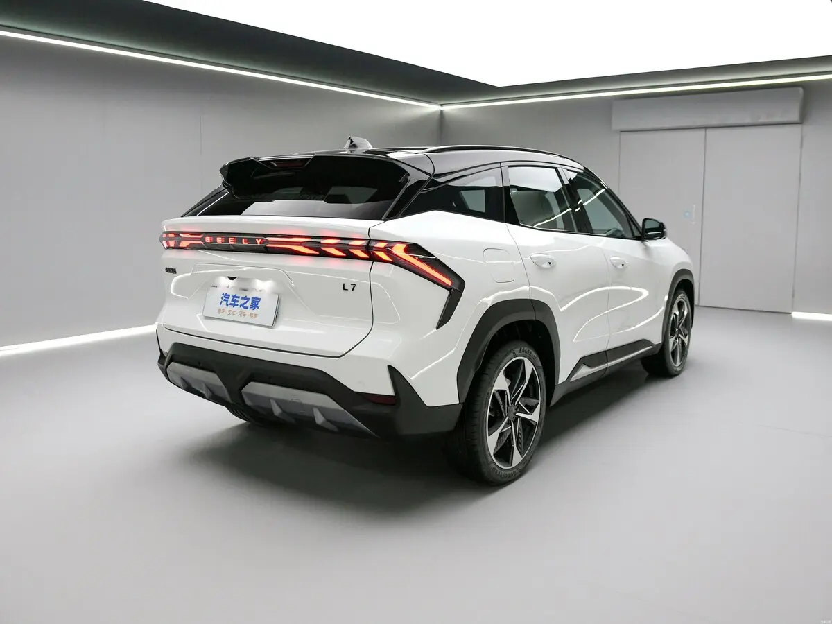Geely Galaxy L7 2023 – н.в. Внедорожник 5 дв. — сүрөт 5