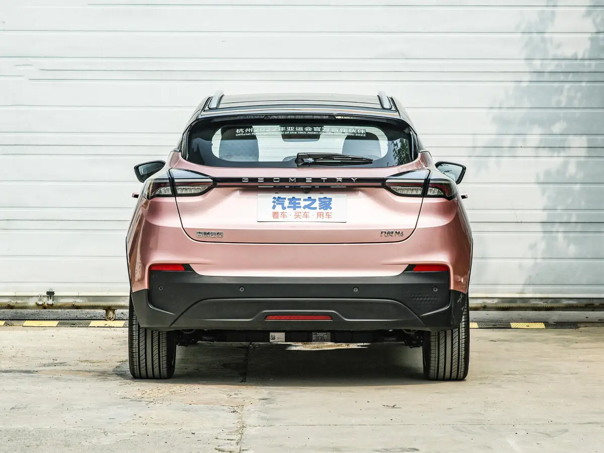 Geely Geometry M6 2022 – н.в. Внедорожник 5 дв. — сүрөт 4