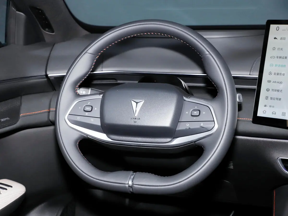 Changan Deepal S07 I Внедорожник 5 дв. — 照片 10