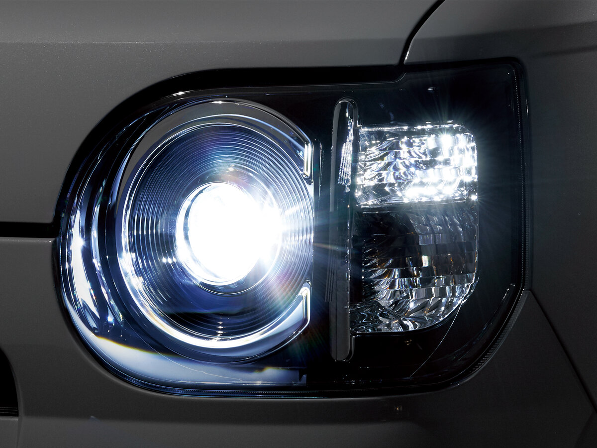 Daihatsu Mira Tocot 2018 – 2023 Хэтчбек 5 дв.
