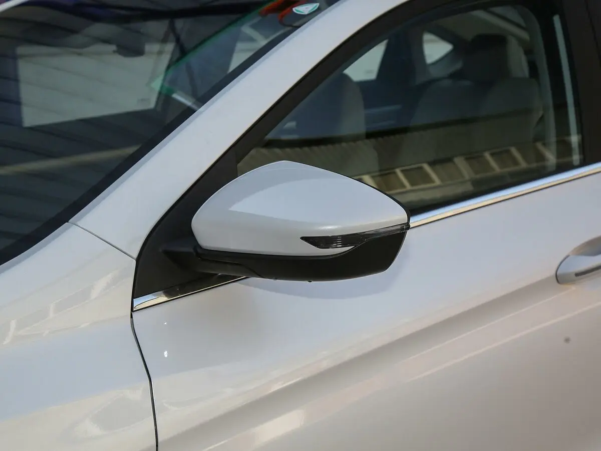 Geely Binrui I Седан — сүрөт 12